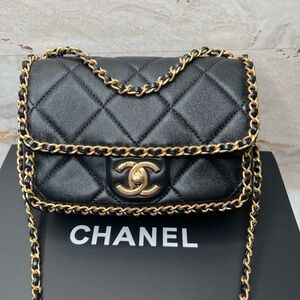 #0440630 Chanel Chain Around